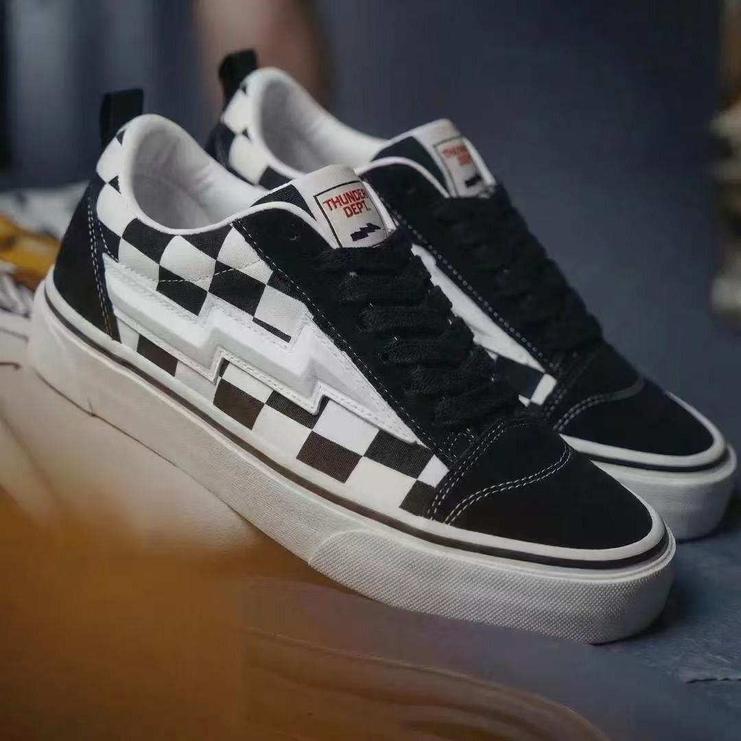 Fashion Comfortable Mesh Shoes - Anti Loop Rubber のレビューと価格
